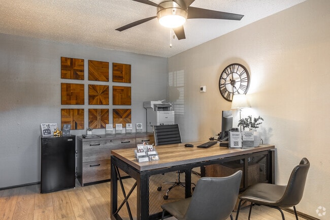 Leasing Office