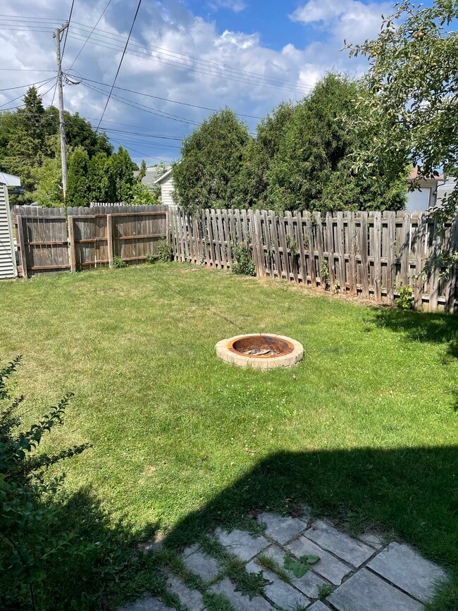 Photo - 1638 Saemann Ave Unit 1638 Saemann Ave