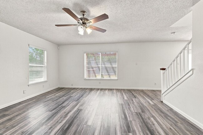 Photo - 8018 Chestnut Bluff Dr