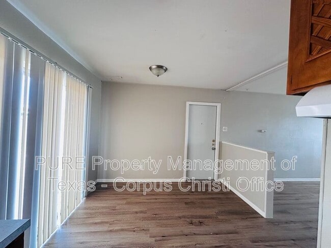Photo - 742 Purdue Rd