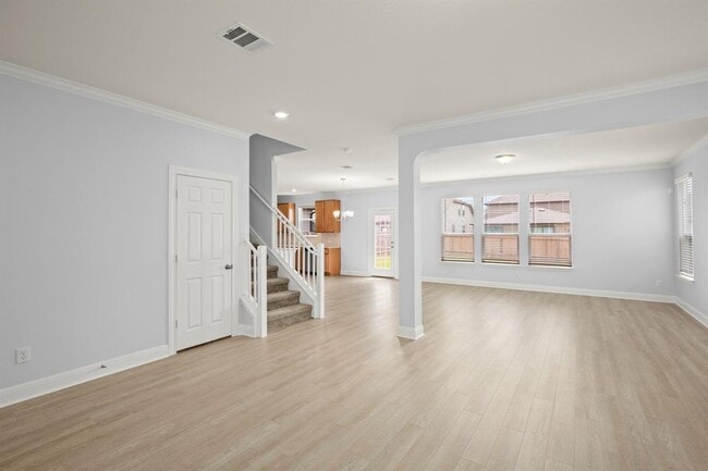 Photo - 13821 Abraham Lincoln St