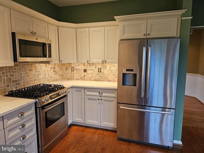 Photo - 223 Pinecrest Ln