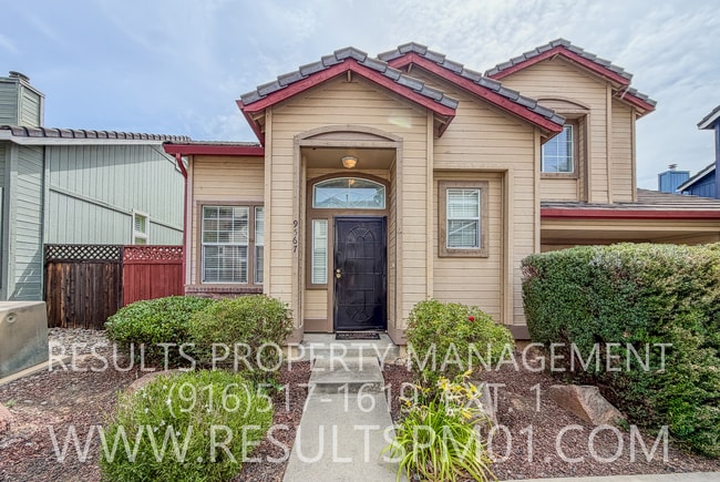 Photo - Great Elk Grove 2 Bedroom plus Loft Home