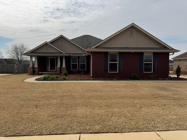 Building Photo - For Rent: Charming 3-Bedroom, 2-Bathroom H... Rental