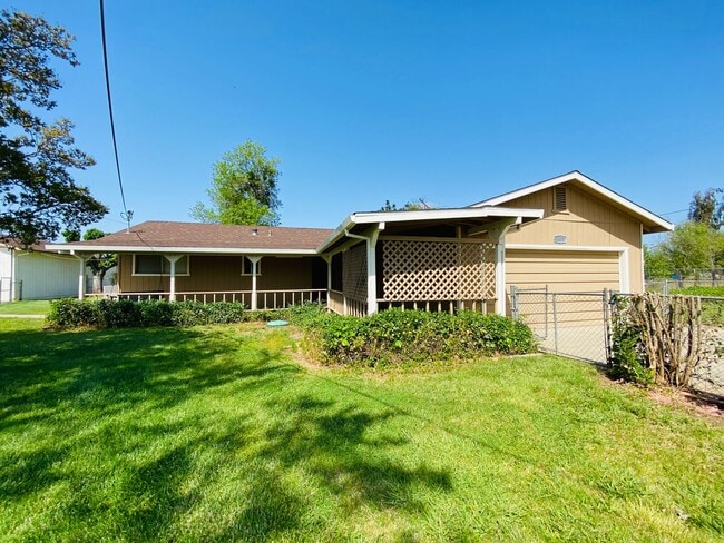 Photo - 9635 Titan Rd
