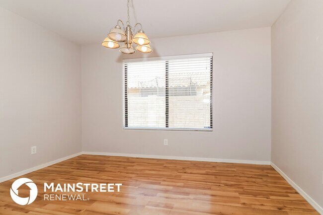 Photo - 2160 E Greenlee Ave