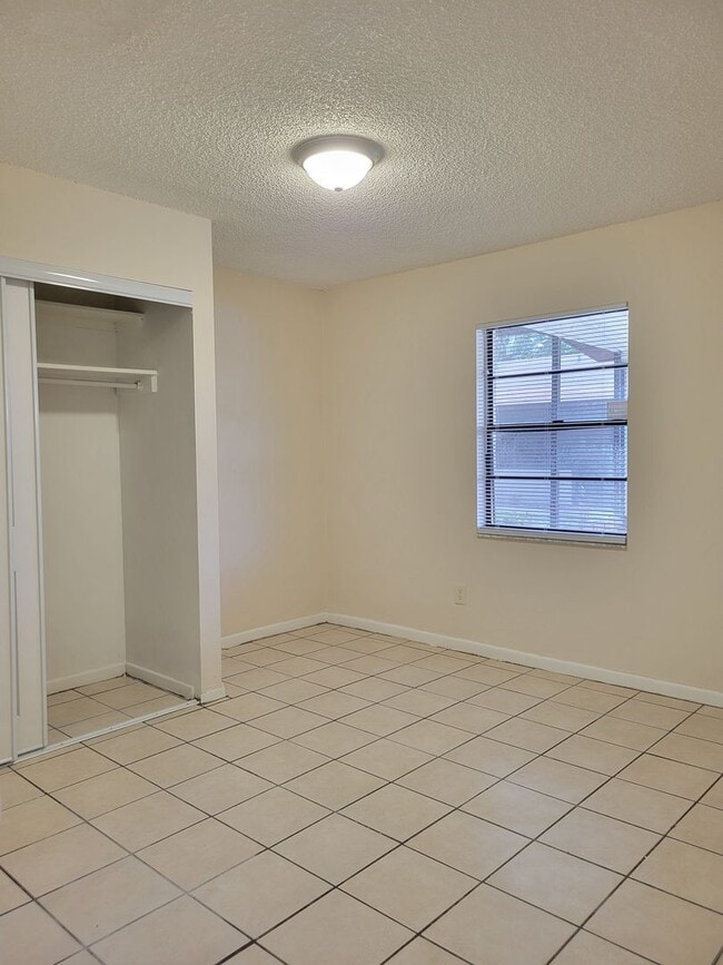 Photo - Renovated Two-Bedroom Apartment near Lake Howard