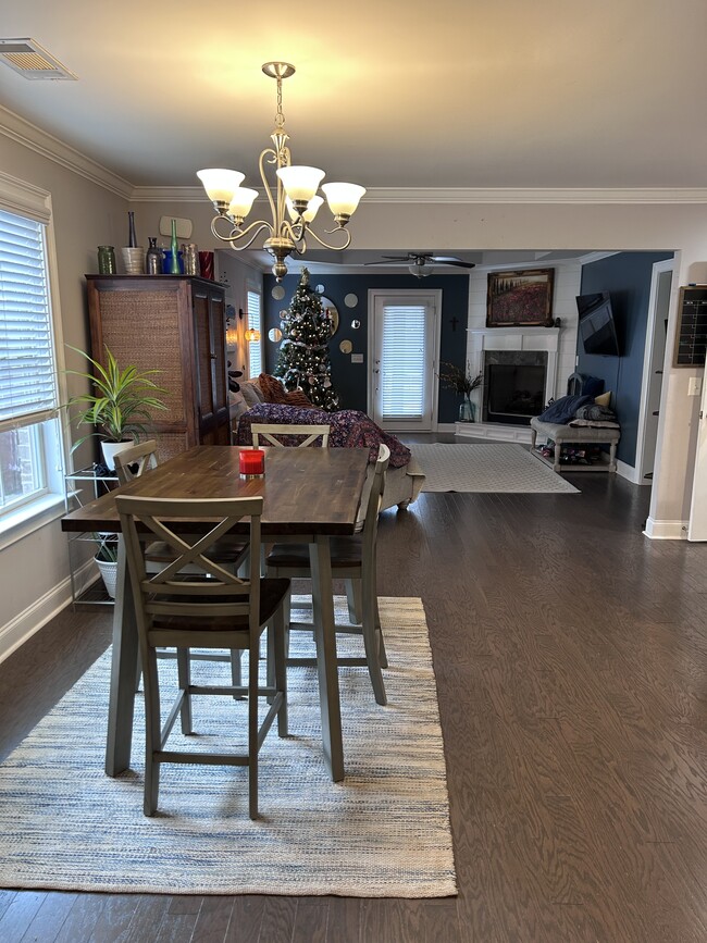 Photo - 1830 Mabel Dr