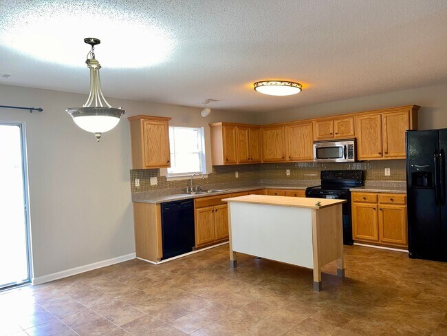 Photo - Updated 4 Bed/2.5 Bath in Great Location!