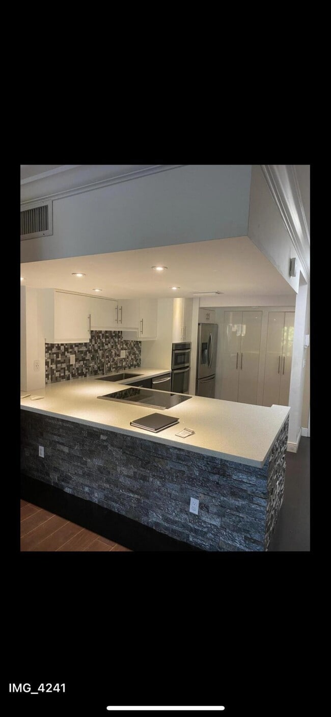 Photo - 6557 Racquet Club Dr Unidad 121