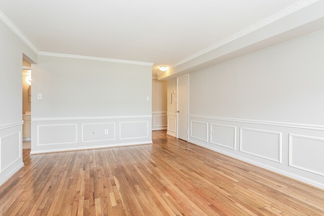 Photo - 1910 T St NW Unit 24