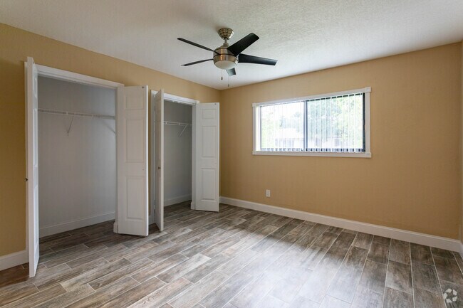 3bd 2ba 1230 SF Premium - Autumn Run