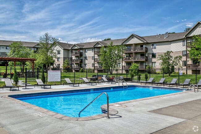 Building Photo - Southwest Gables Apartments