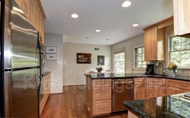 Photo - 912 Kimberwicke Rd