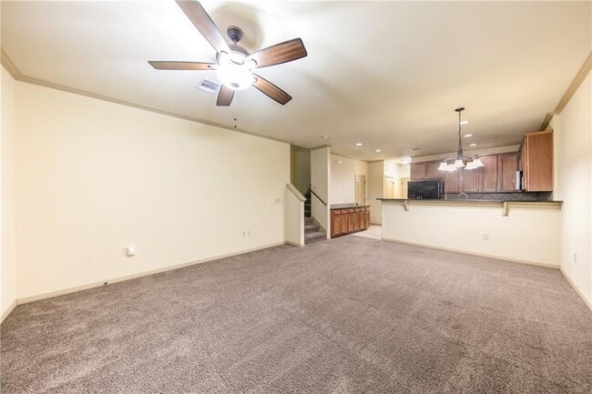 Photo - 2101 Town Centre Dr Condo