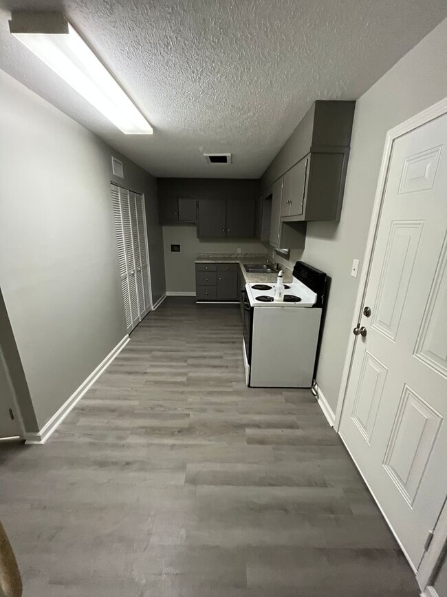 Photo - 902 Preston St Unidad D