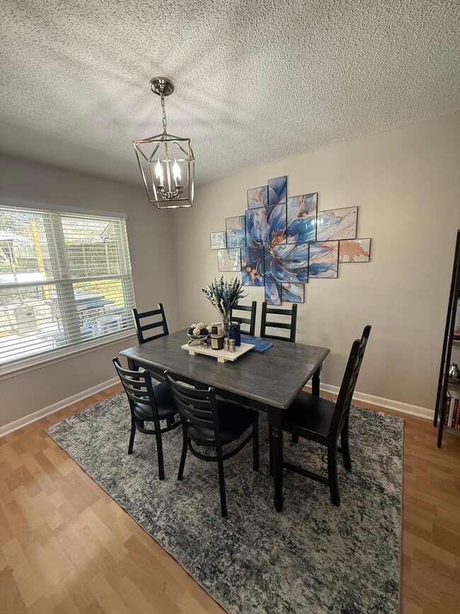 Photo - 223 Karen Ct