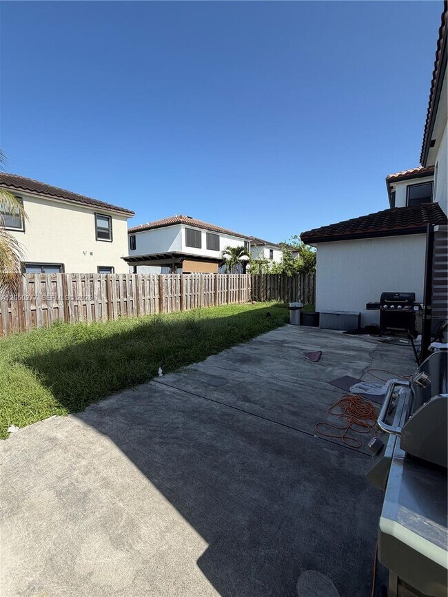 25225 SW 118th Ave