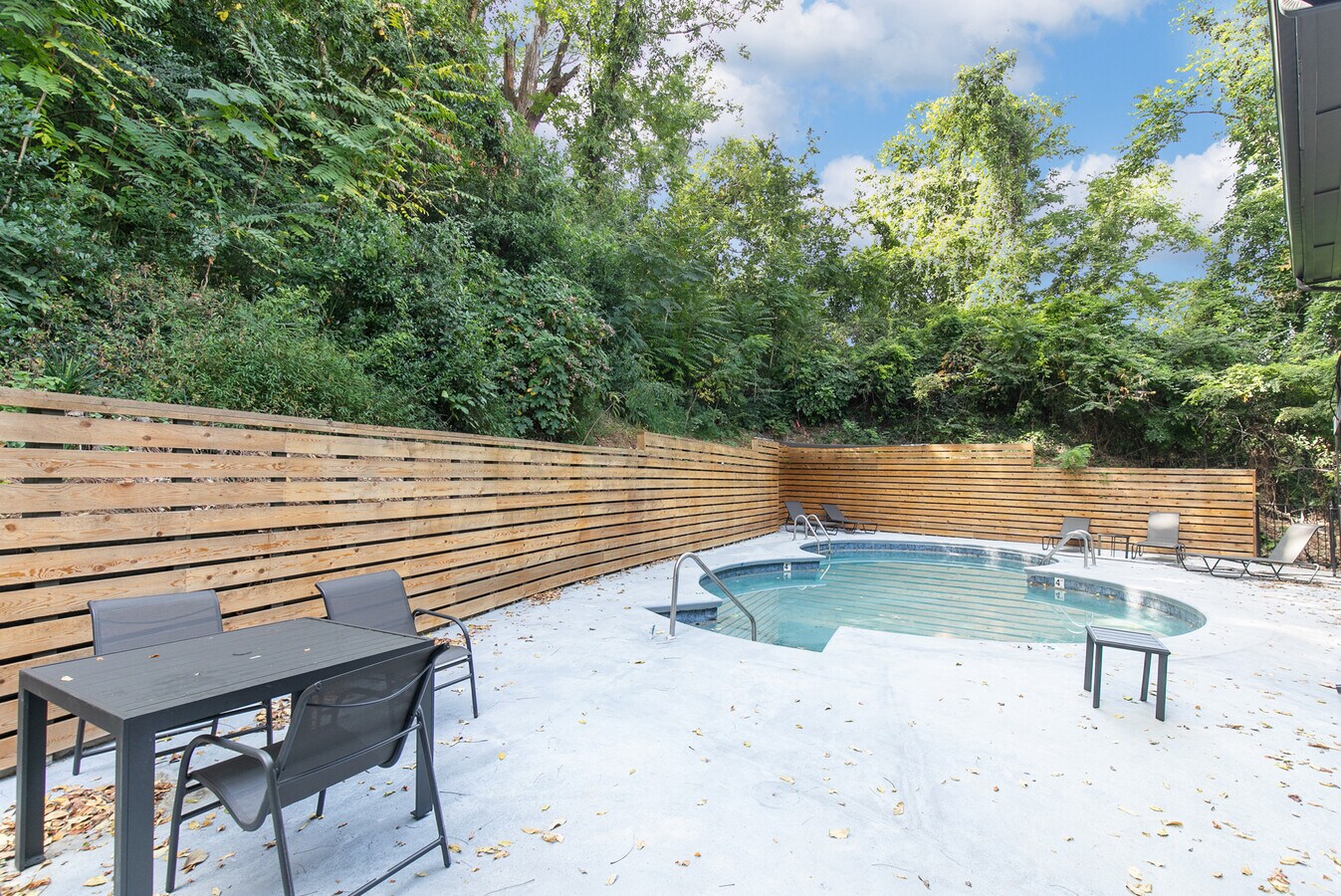 Photo - Riviera Apartments