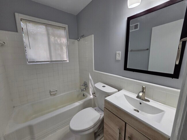Photo - 2993 Laurencekirk Rd