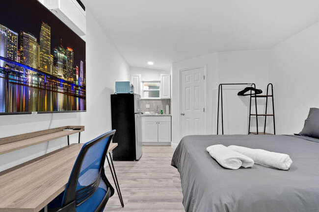 Photo - 3090 SW 27th St Unit ID1324002P