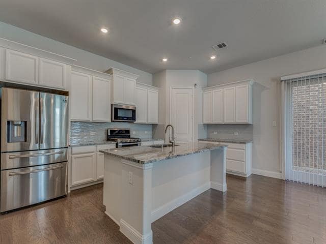 Photo - 1366 Elaine Dr