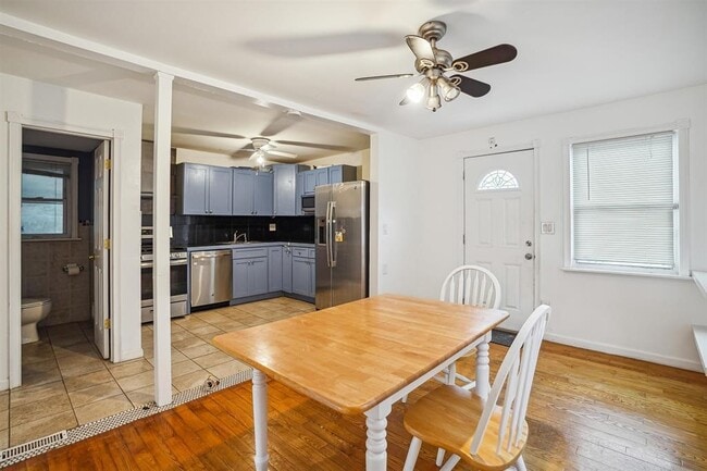 Photo - 292 New York Ave