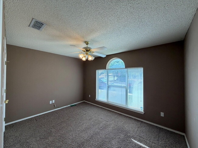 Photo - 9715 Joliet Ave