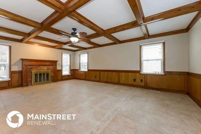 Building Photo - 1624 NE Debonair Dr Rental
