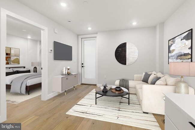 Building Photo - 1208 M St NW Unit 2 Rental