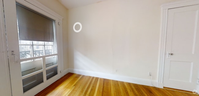 Building Photo - 135 Washington St Rental