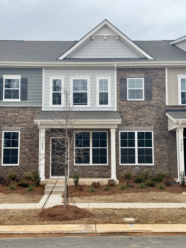 Photo - 5224 Kinsbridge Dr