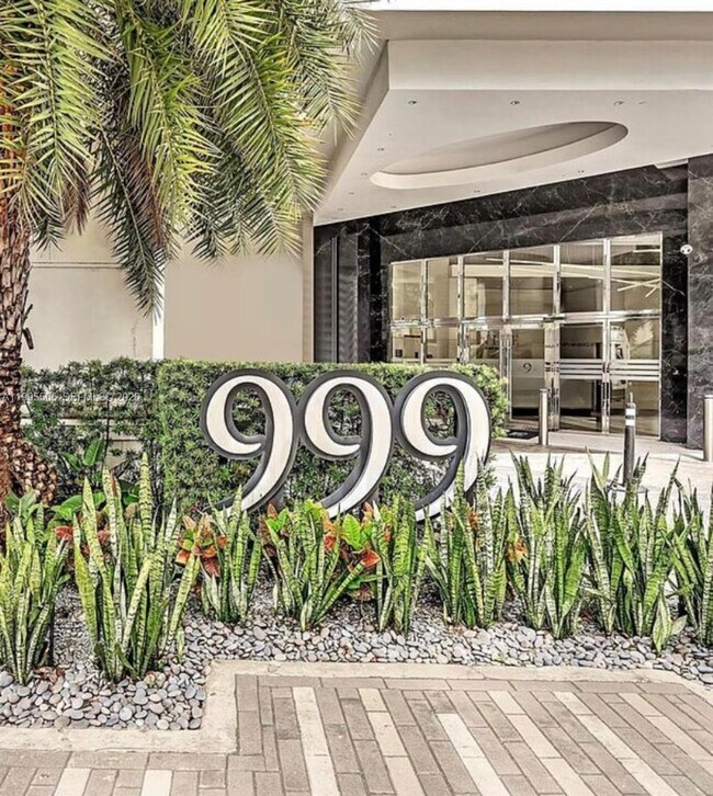 Photo - 999 SW 1st Ave Unit 1807