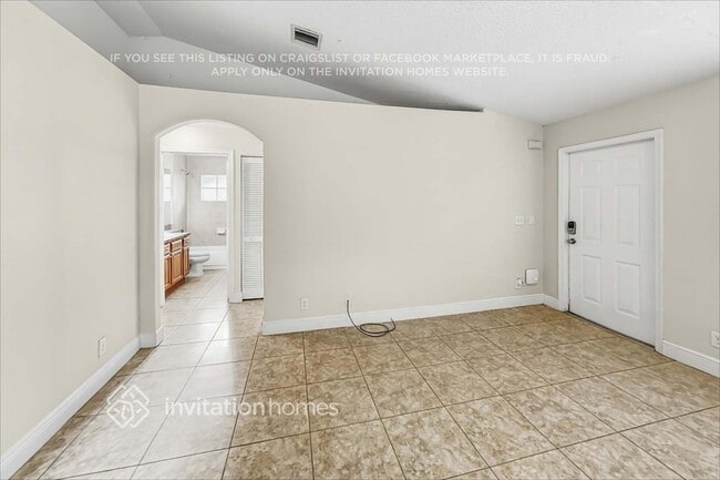 2611 Alexander Ave