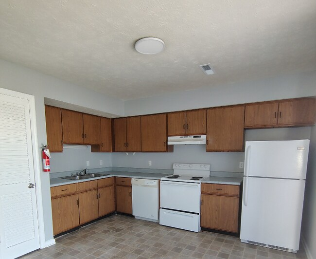 Photo - 15 Ferguson Dr