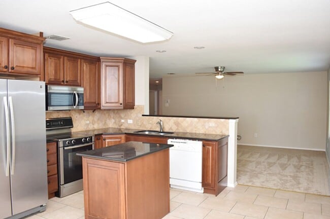 Photo - 14000 Silkwood Dr