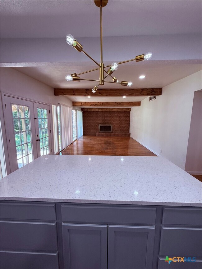 2218 Terrace Dr