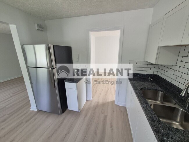 922 Highland Ave Unit 29