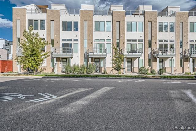 Photo - 2416 Eliot St