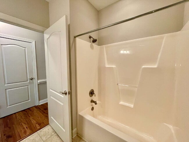 Photo - "206 Fountainhead Ln - Historic Downtown Fayetteville Unit 201