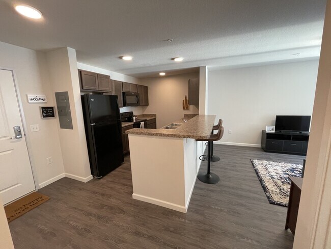 One Bedroom Kitchen