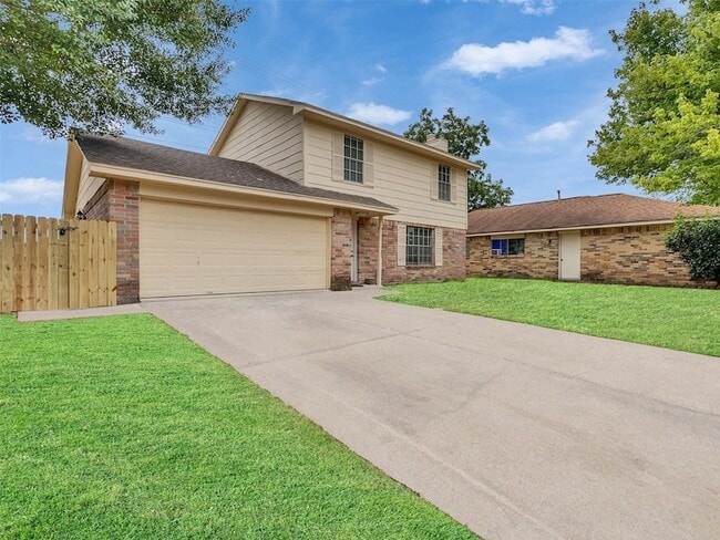 4003 Swinden Dr
