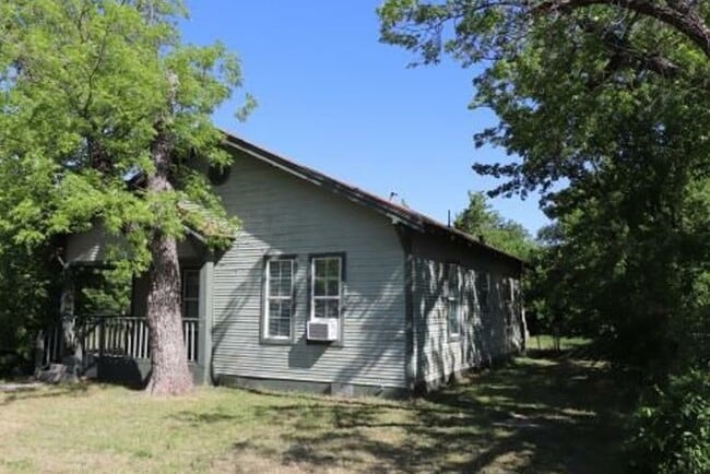 Photo - 1812 Avenue I