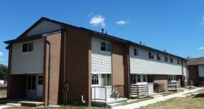 Howard Estates - Howard Estates Apartments