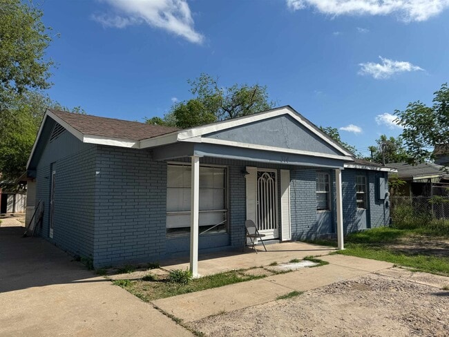 Building Photo - 314 Farragut St Rental