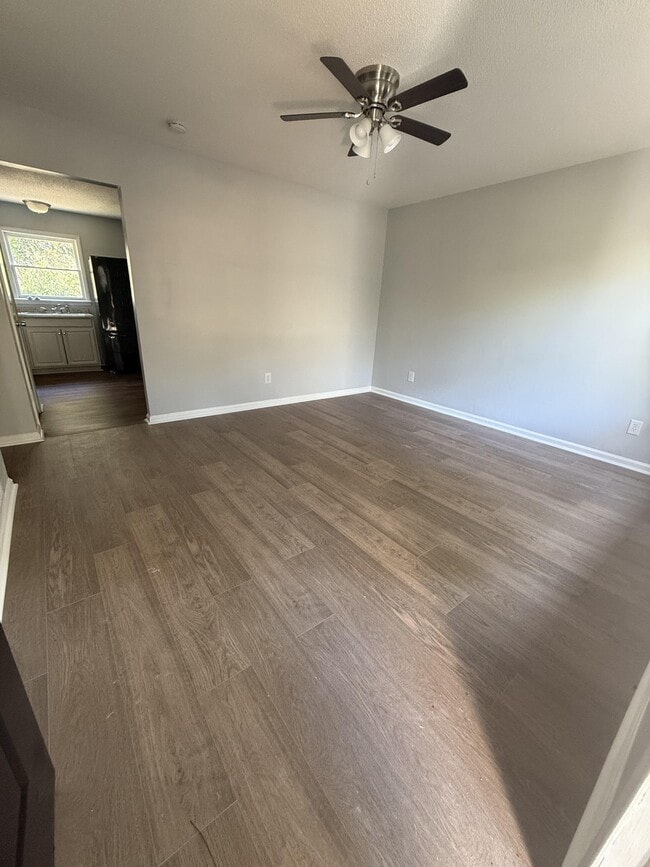 Photo - 1507 Hampstead Dr