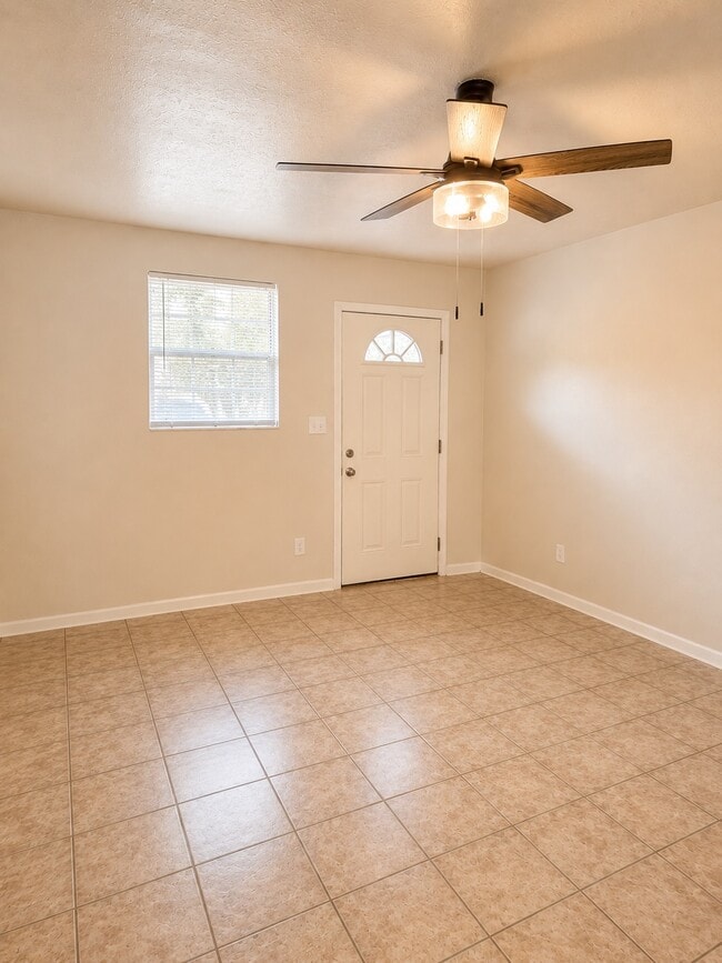 Photo - 7178 Conant Ave
