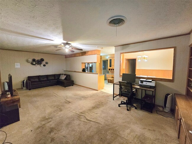 Photo - 1702 Ivie Lee St