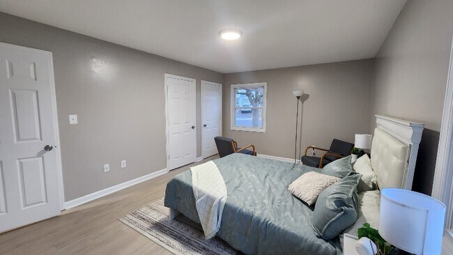 Photo - 2 Hazelwood Cir