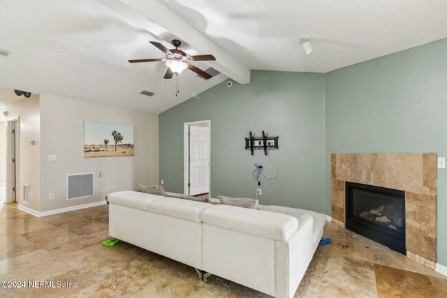 Photo - 14018 Fish Eagle Dr E